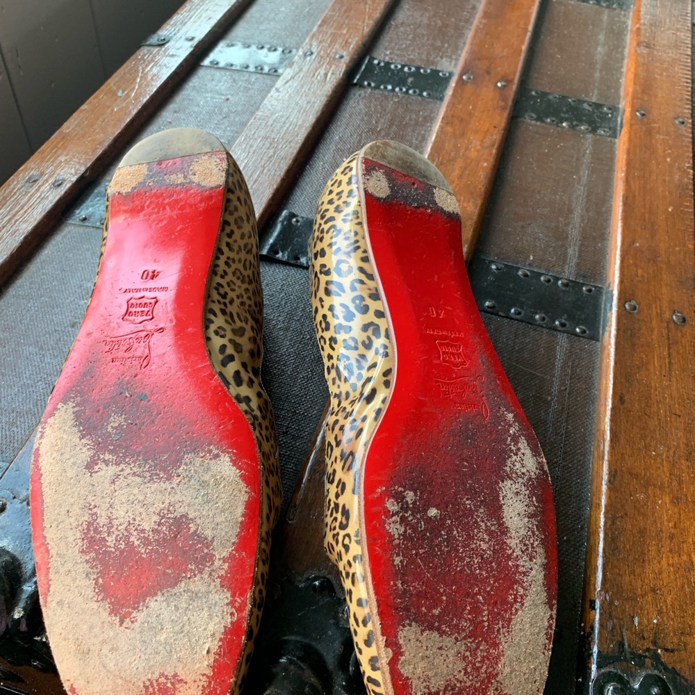 Authentic Christian Louboutin  40 - Picture 3 of 3